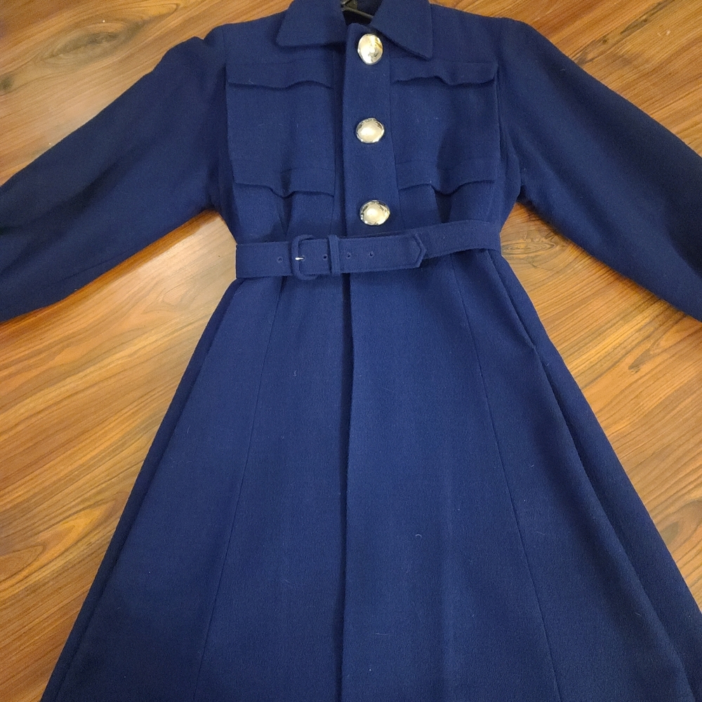 Beautiful 1940's Rothmoor coat